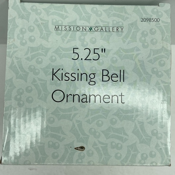 Mission Gallery Santa Claus Christmas Kissing Bell Mistletoe Ornament - Picture 6 of 12